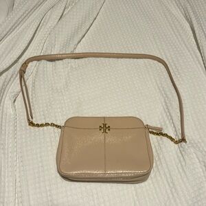 Tory Burch Cream and Gold Handbag crossbody with strap